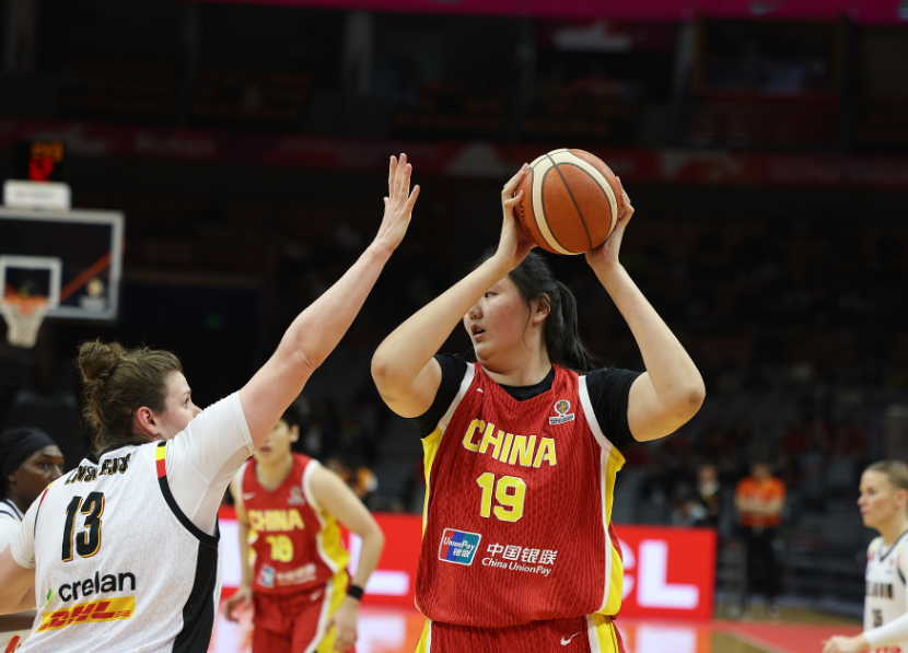 世界杯手机直播app下载-中国女篮多惨：最多落后24分吞首败 被轰17-0+全队仅一人上双